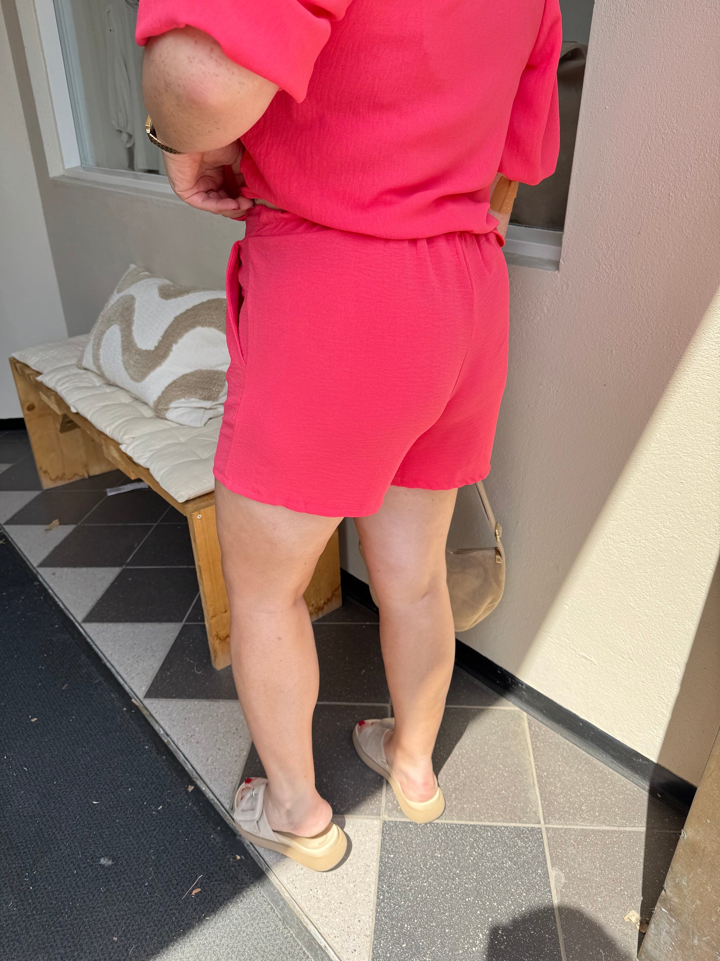 Short Amy Koraal