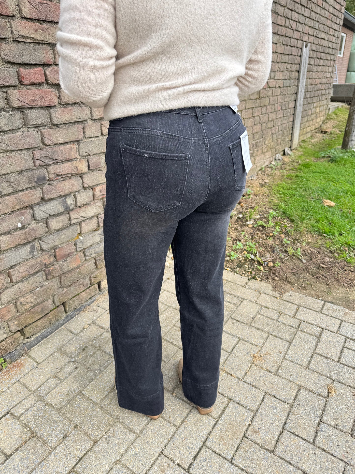 Broek Ella